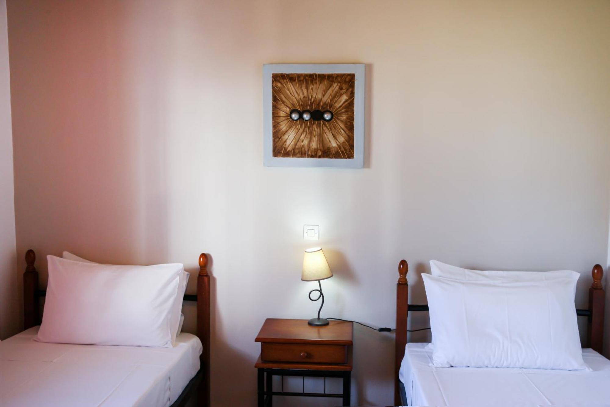 S&C Kosmos Beach Resort Roda  Exterior foto