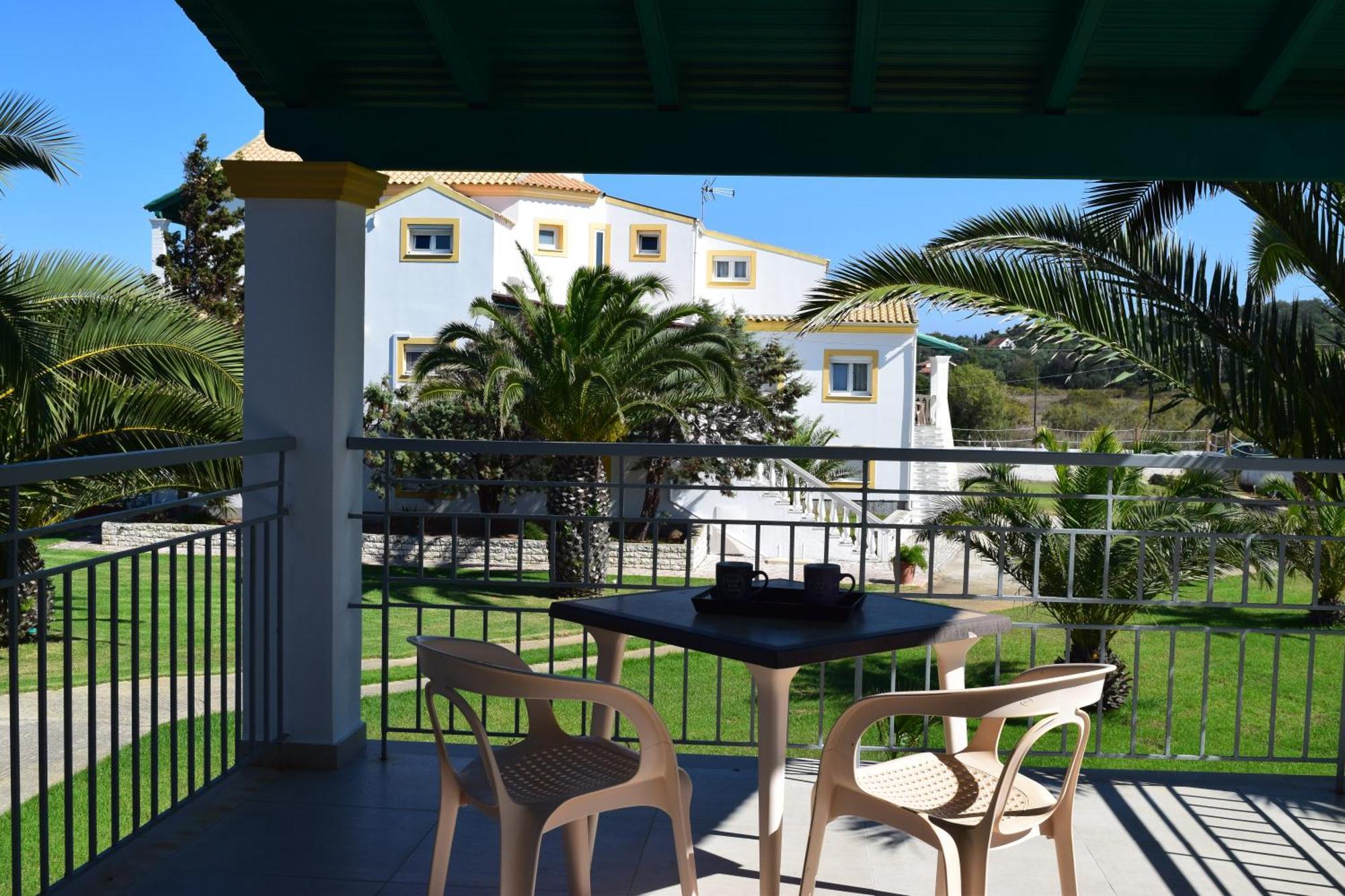 S&C Kosmos Beach Resort Roda  Exterior foto