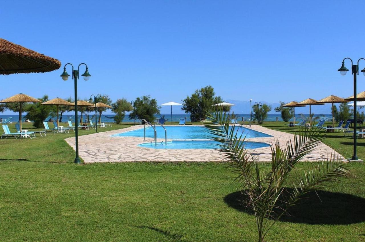 S&C Kosmos Beach Resort Roda  Exterior foto