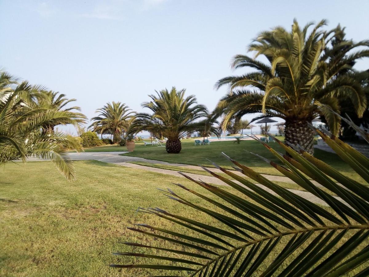 S&C Kosmos Beach Resort Roda  Exterior foto